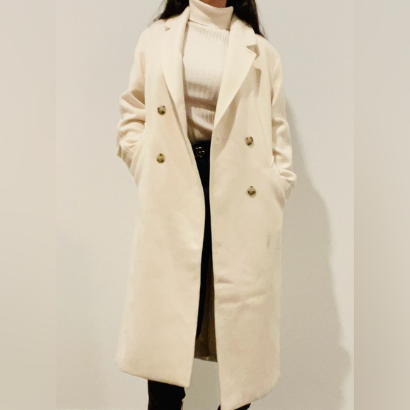 Gorgeous H&M Ivory Coat 🦋 - Picture 13 of 14
